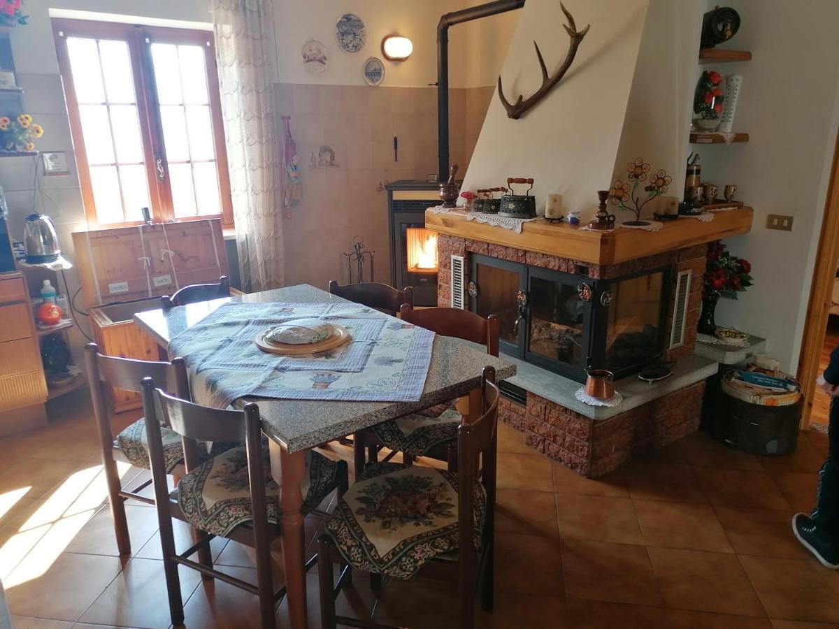 Chalet Del Paese Incantato มอนเชนิซิโอ ภายนอก รูปภาพ